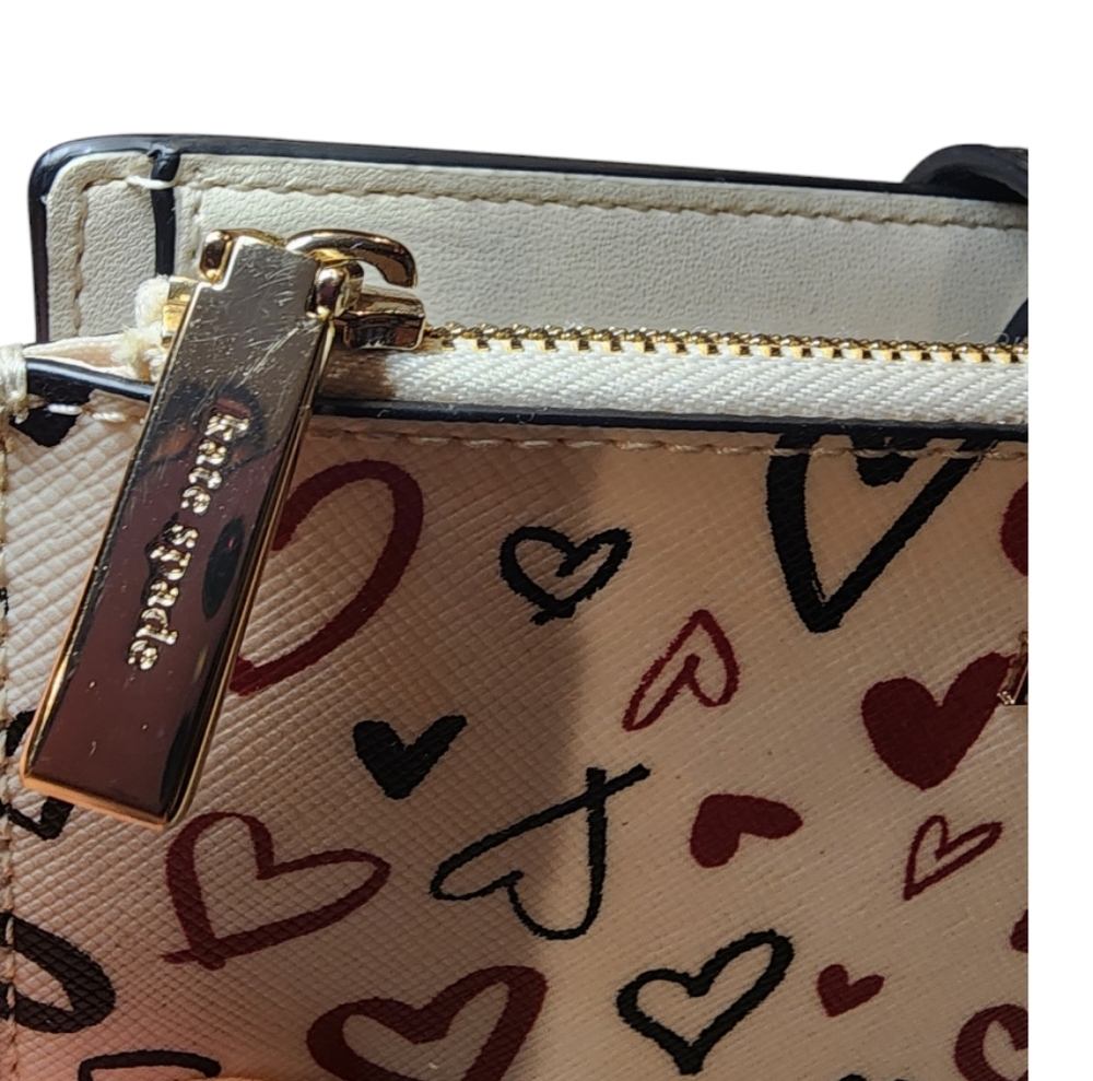 kate spade NWT Scribble Hearts Phone Wallet Wristlet Purse Holiday - Picture 7 of 16